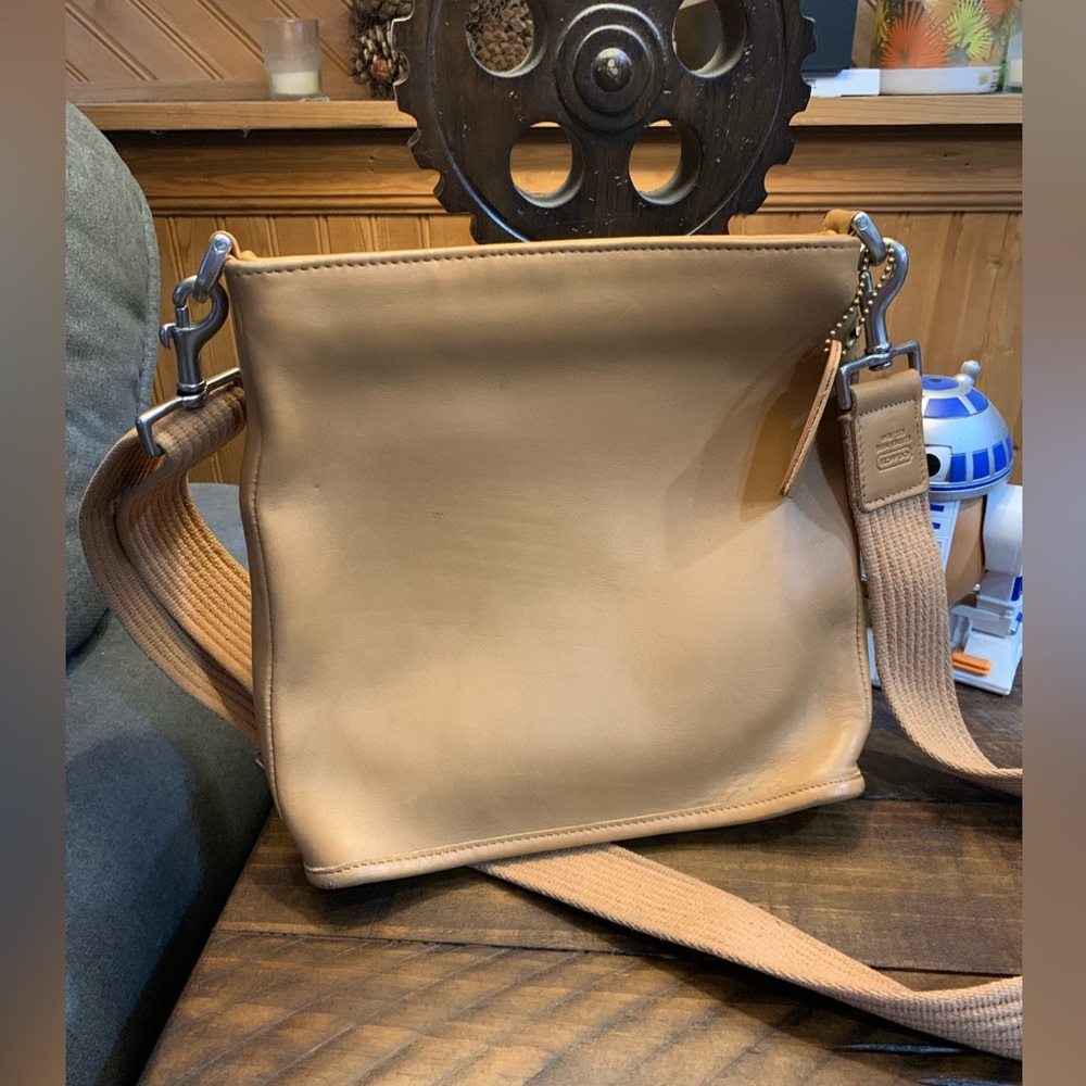 Coach Tan Leather Crossbody bag
